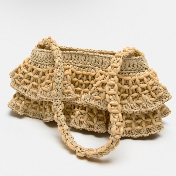 Zara ruffled bucket bag - Picture 4 of 9